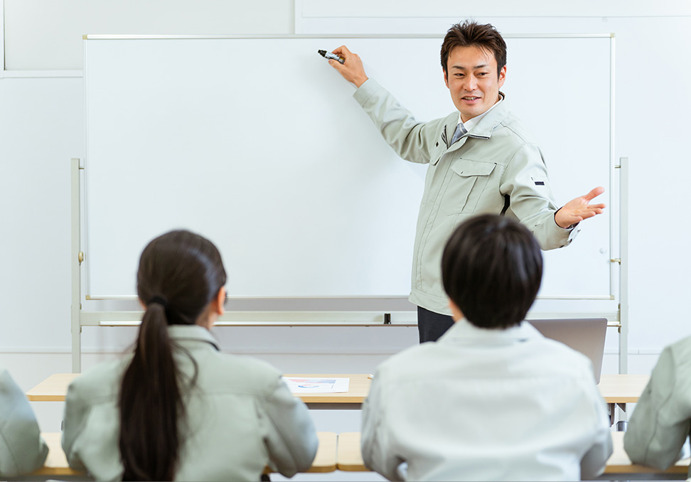 ハラスメント防止研修の実施